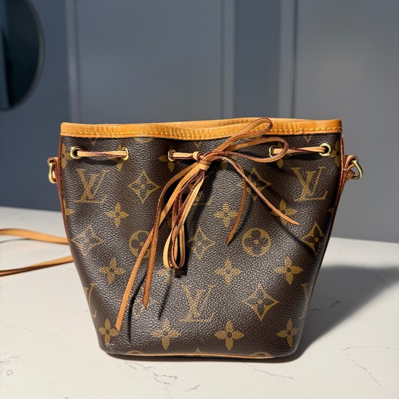 Louis Vuitton Nano Noé - Picture 1 of 5